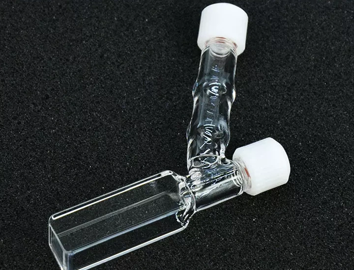 MQQFL014 product photograph: body and its two capped access necks