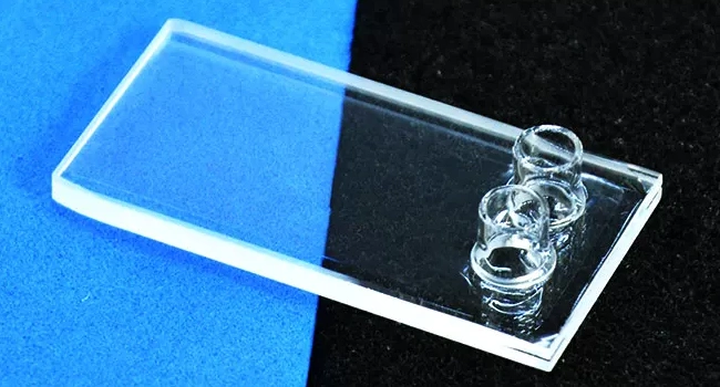 MQQFC114 product photograph: thin body and the two same-face connection tubes